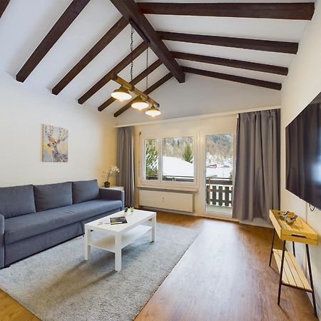 Panorama Apartment For 4 Near Zermatt Tasch Ngoại thất bức ảnh